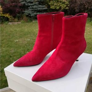 Vero Cuoio Red Heels